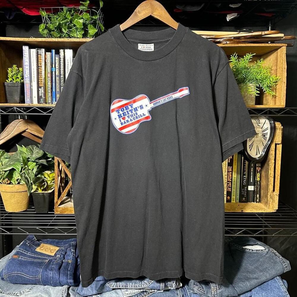 Vintage 90s Toby Keith Bar and Grill Tee Mens XL Black Country Music Band Shirt